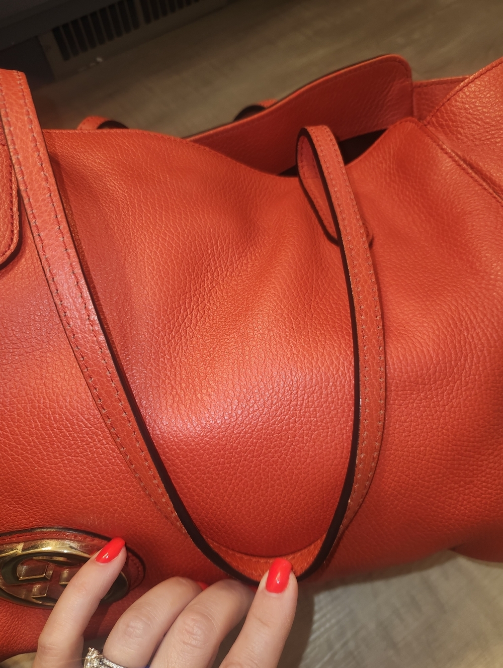 Gucci Red/Orange Leather Tote Bag - Picture 14 of 14